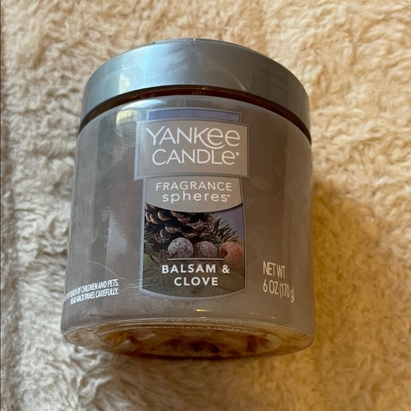 Yankee Candle Other - Yankee Candle Fragrance Spheres - Balsam & Clove in Gray